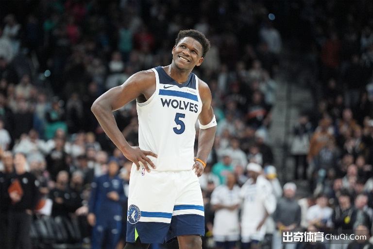 詹姆斯,助湖人止住,灰熊四连胜,皇冠体育app下载,皇冠体育官网,澳门皇冠体育,bet皇冠体育在线