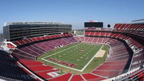 校园足球交流：校长与学子共话广州足球之旅