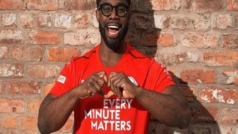 曼联内部人士：B费续约可能性高，英媒称其倾向留队至少一年